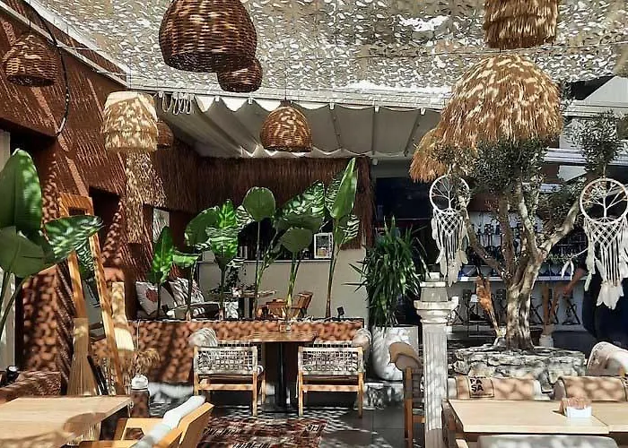 Szálloda Tosunpasa Cafe *