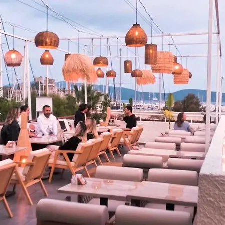 Hotel Tosunpasa Cafe *